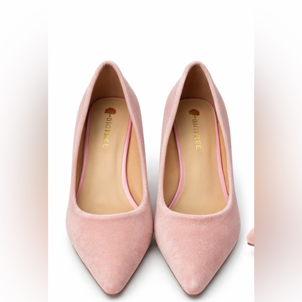 Big Tree Pink Velvet Pointed Toe Heels Size 38 Elegant Pumps